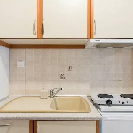 Central Studio! Fiber Wifi, Ac, Private, Self Check-In! Thessaloniki Exterior photo