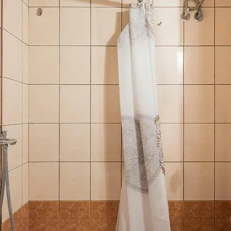 Central Studio! Fiber Wifi, Ac, Private, Self Check-In! Thessaloniki Exterior photo